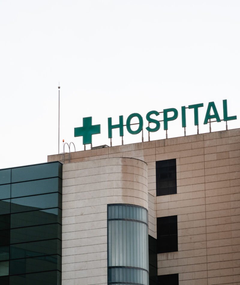 HOSPITAL sign in letters on the outside